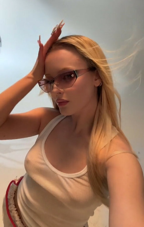 tall blonde onlyfans xxx photos