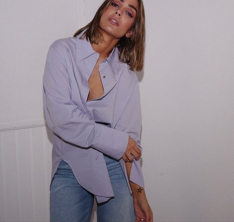 tall blonde onlyfans naked pictures