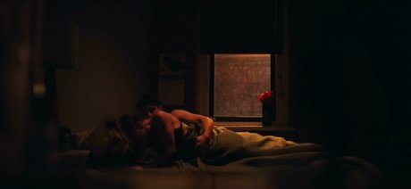 lesbian seduction onlyfans adult galleries