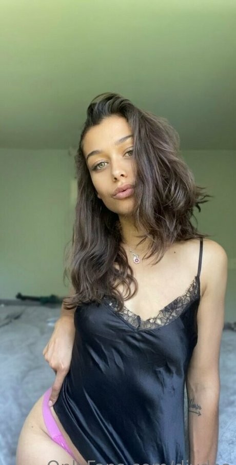 diydes xxx pornstar picture