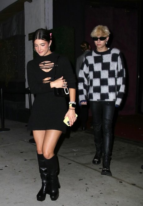 tiny onlyfans pretty pics