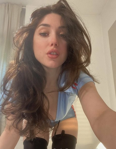 cleosins art model gallery