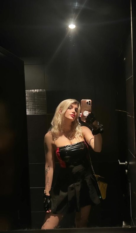 Kunshikitty model sex image