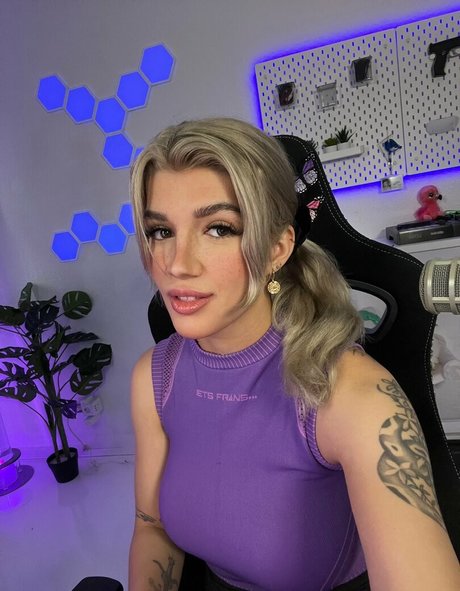 Kunshikitty porn actress gallery