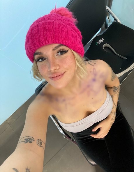 Kunshikitty model erotic img