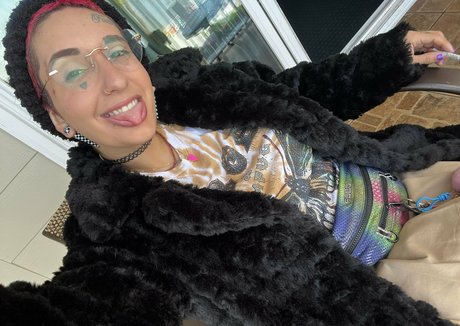 amateur blonde onlyfans art porn pic