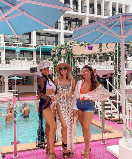 Robyn Richford pornstar erotic pictures