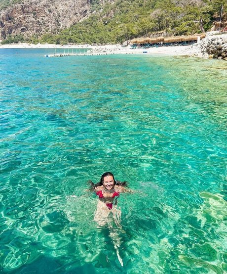 Robyn Richford nude pornstar photos