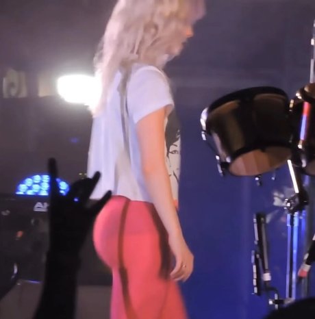 hot mature onlyfans pretty pic