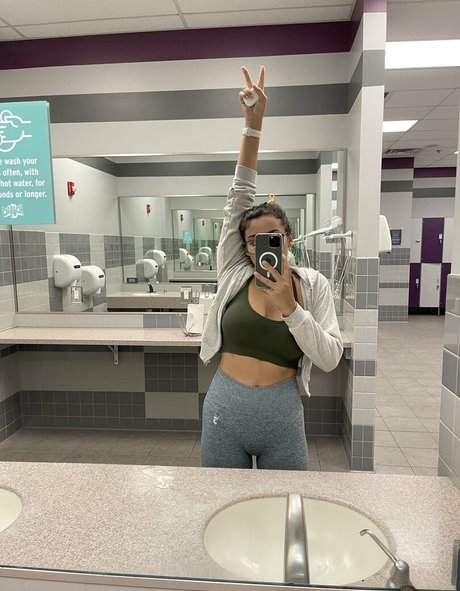 latina shemale onlyfans hd pictures