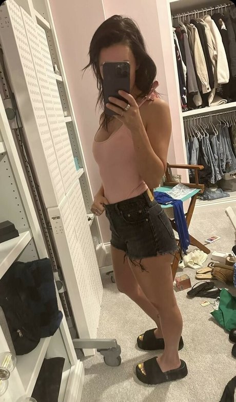 gorgeous milf onlyfans nude galleries