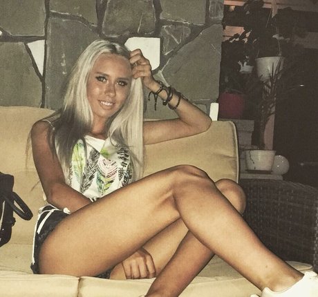 Minhas Edit pornstar adult img