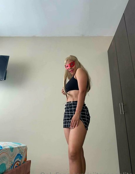 ojitosangelita hd star photo