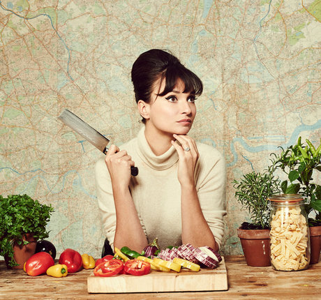 Gizzi Erskine nude actress images