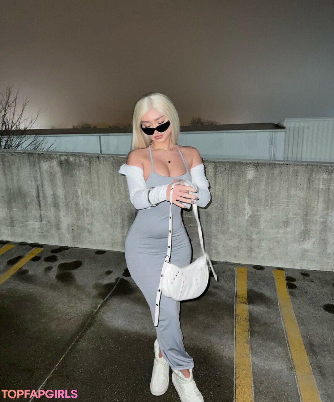 cakebatterchlo model porn pics