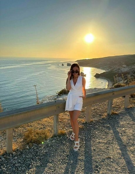 fat tits onlyfans pornographic photos