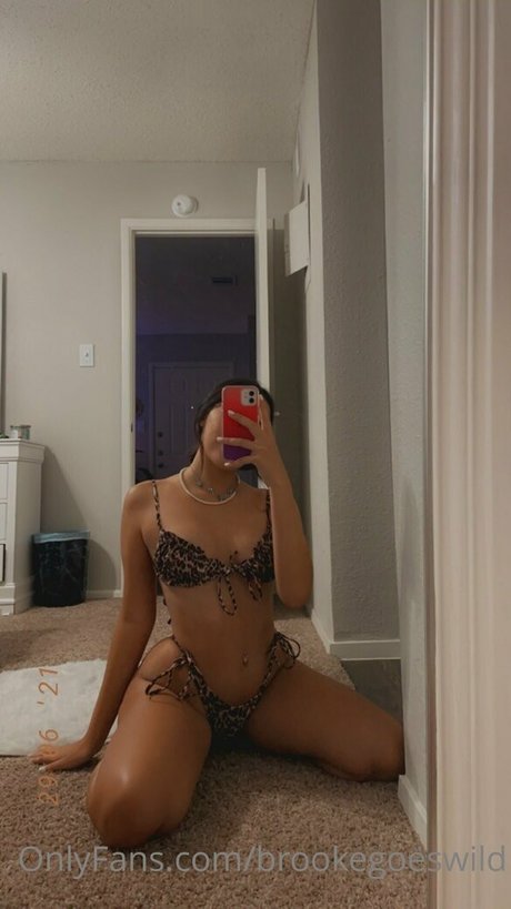 brookegoeswild model porn galleries