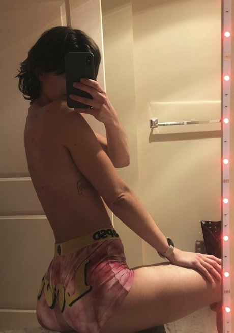 emmayearose nudes actress picture