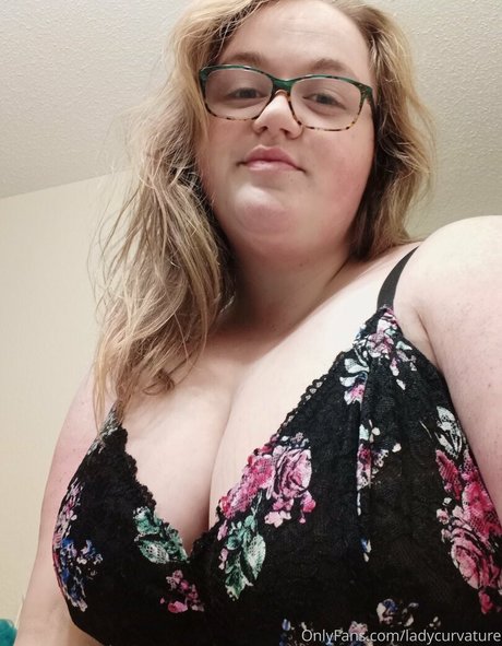 ladykeepsherlegsopen pornographic model gallery