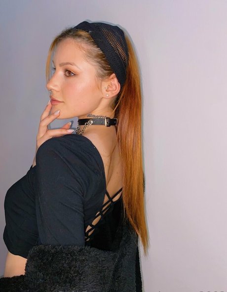 mariposssa2002 model adult archive