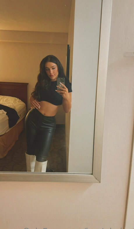 hottest young onlyfans sex galleries