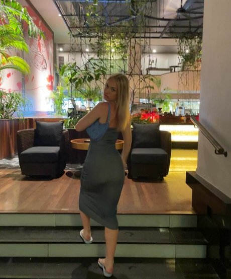 college girl onlyfans sexy photos