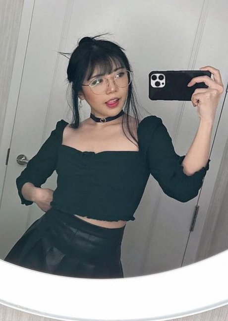 LilyPichu star sexy archive