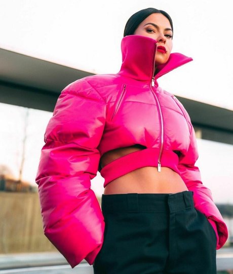 Apostoleanu xxx pornstar pictures