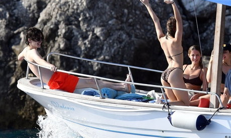 Lily Rose Depp erotic actress pic