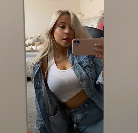 Decadex model high quality photo