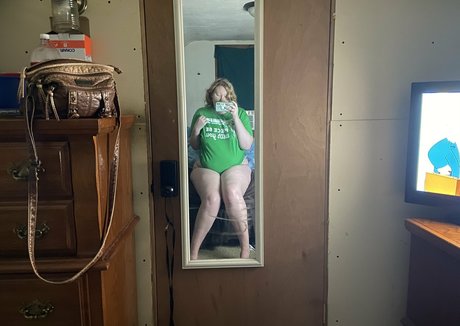 brunette petite onlyfans pornos picture