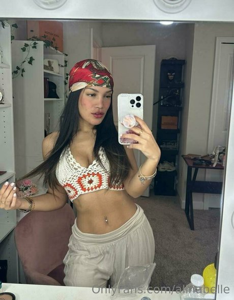 Alinabelle star erotic image