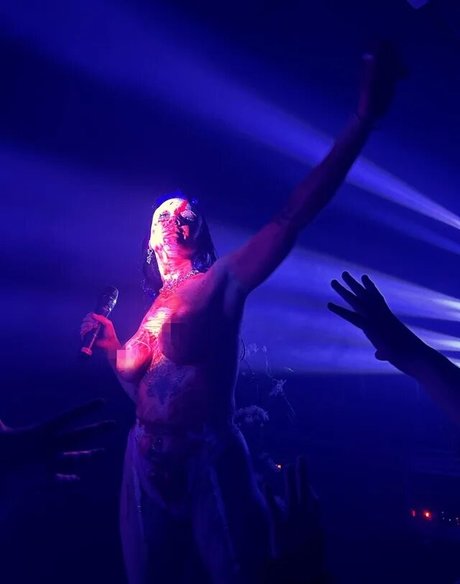 Zheani Sparkes model high quality photo