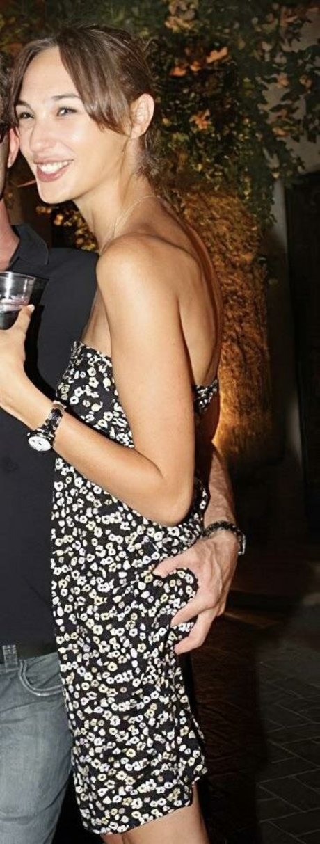 gal gadot actress gallery