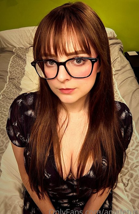 probablypiggy erotic actress pictures