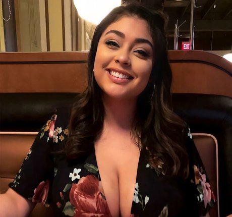 Madelynn95x perfect actress picture