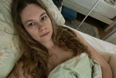 RoxyTall top model pic