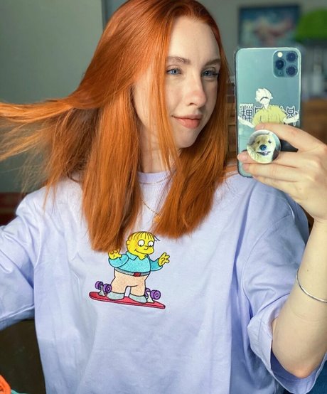 female fitness onlyfans hot nude image