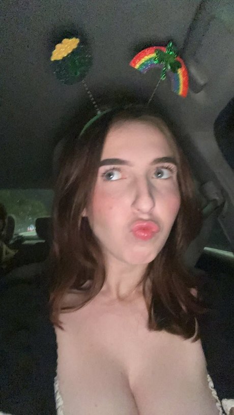 chubby babe onlyfans art nude images