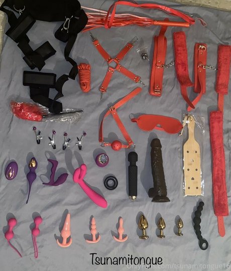 tsunamitongue16 free actress gallery