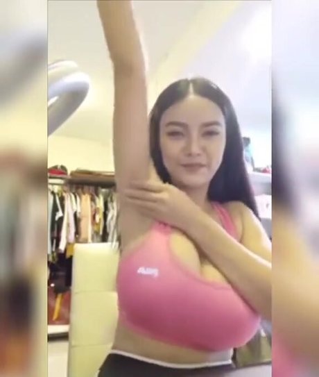 gay twink onlyfans nude images