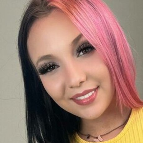 Shiane Danielle nude pornstar img