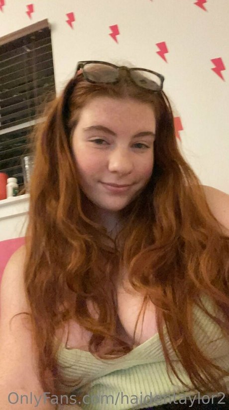 Haiden Taylor_ sexy star image