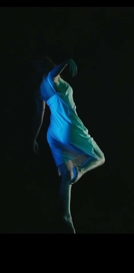 Emily Rudd pornstar nudes gallery