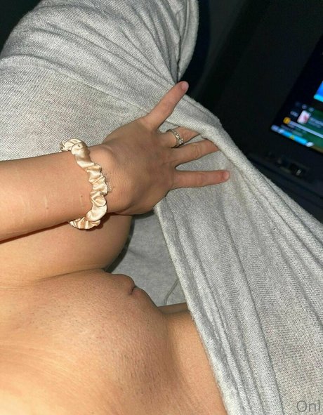 lactating onlyfans sexy xxx images