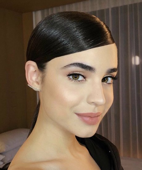 Sofia Carson pornographic star pictures