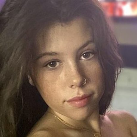 bethanylouwhoo adult star galleries