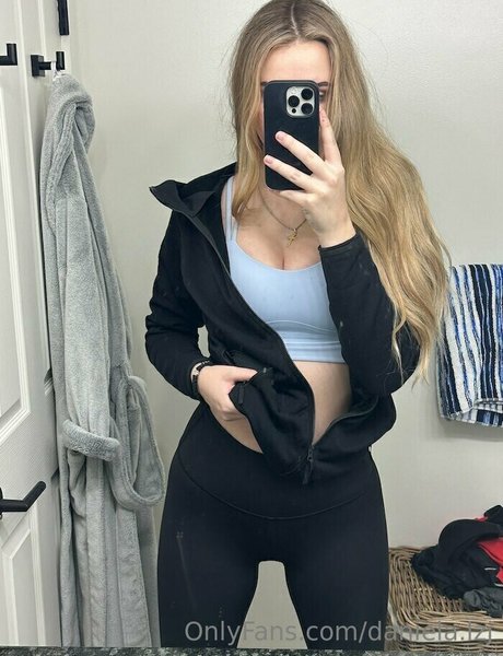 bikini teen onlyfans hot naked images