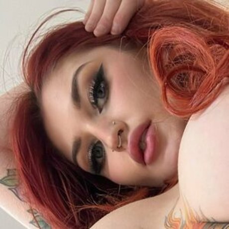 Akiramai star pornographic image