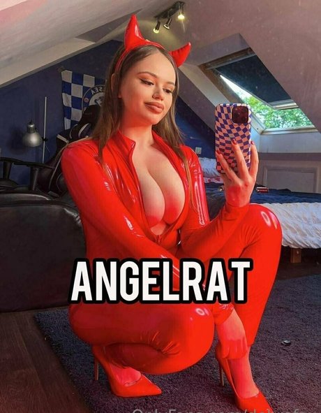 blonde wife onlyfans sexy photo